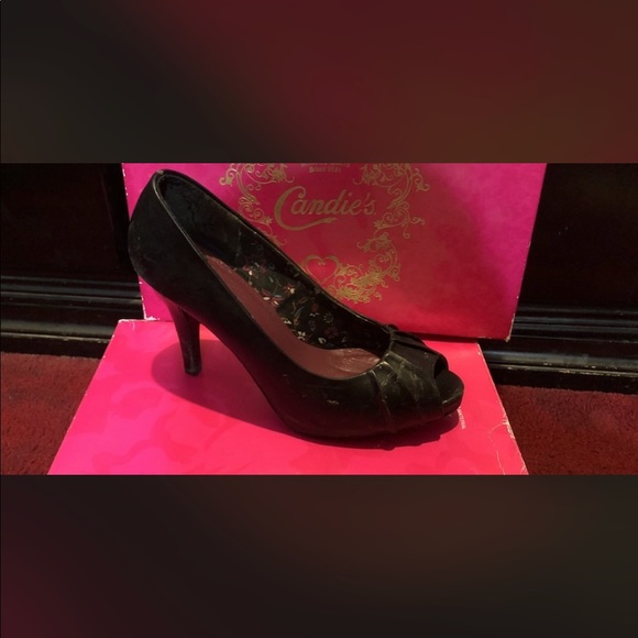 Candie's Shoes - Black candies heels Candie's Shoes - Black candies heels